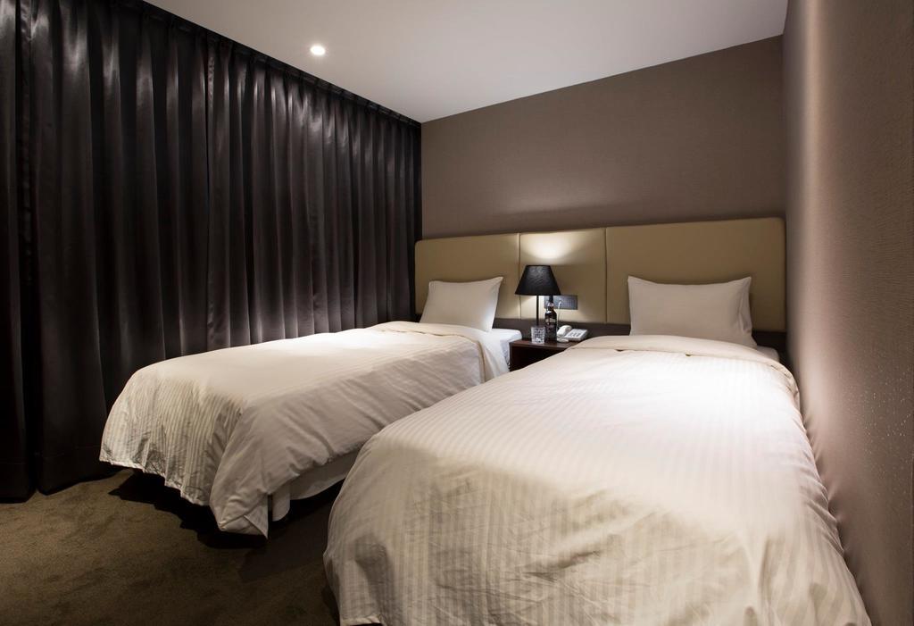 Noble Hotel Tajpej Kültér fotó