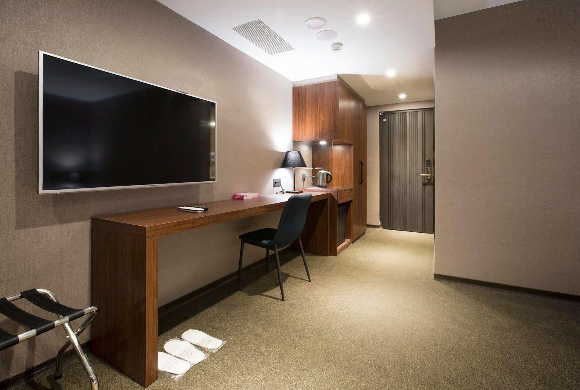Noble Hotel Tajpej Kültér fotó