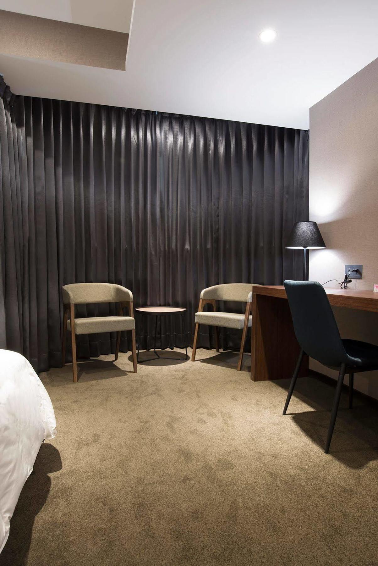 Noble Hotel Tajpej Kültér fotó