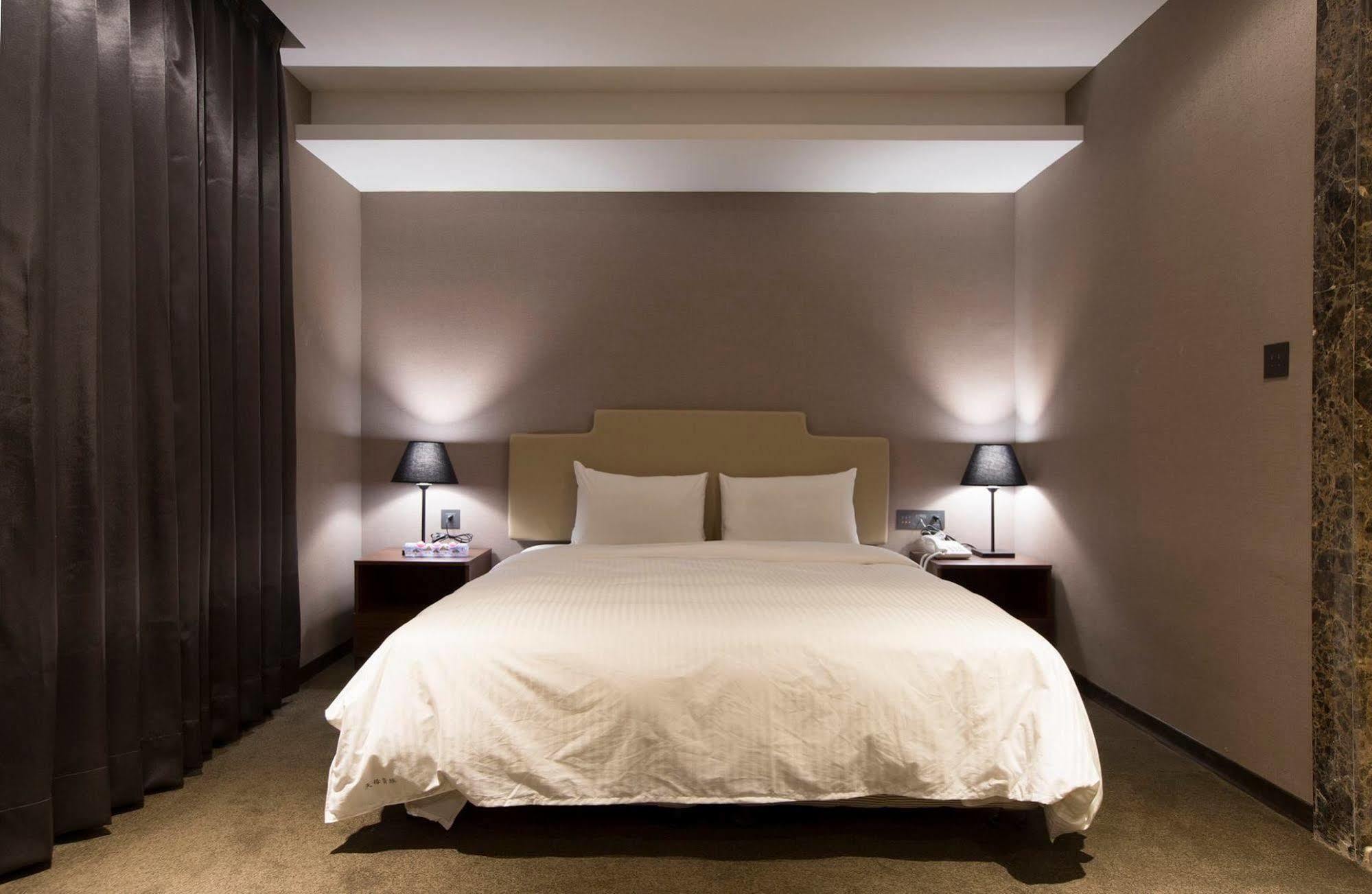 Noble Hotel Tajpej Kültér fotó